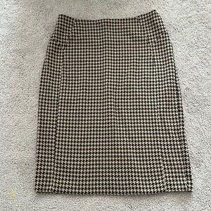 Black and tan pencil skirt